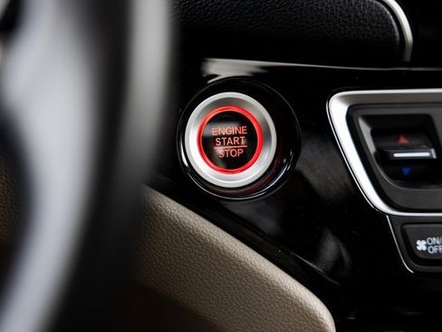 Used 2022 Honda Pilot Elite image 19