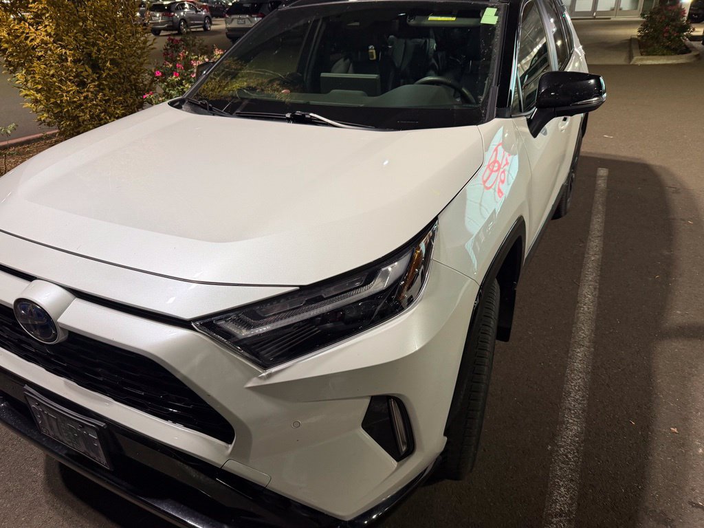 Used 2023 Toyota RAV4 XSE AWD/4WD image 2