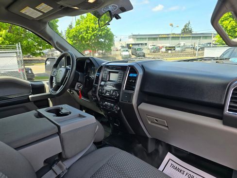 Used 2016 Ford F150 XLT w/ Trailer Tow Package AWD/4WD image 10