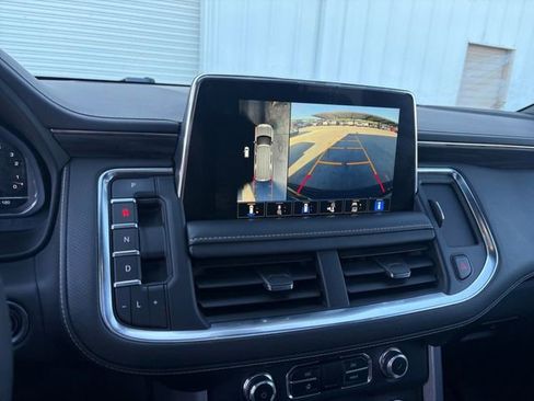 Used 2022 GMC Yukon SLT w/ SLT Premium Package RWD image 11