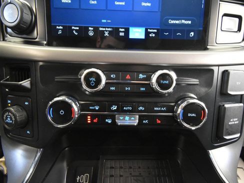 Used 2025 Ford F150 XLT w/ Equipment Group 302A MID AWD/4WD image 32