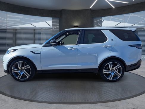 Used 2023 Land Rover Discovery HSE R-Dynamic image 3