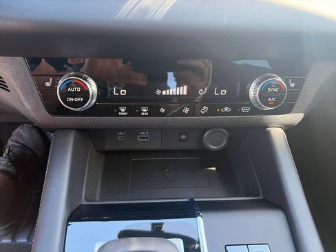 New 2026 Nissan Rogue SL AWD/4WD image 18