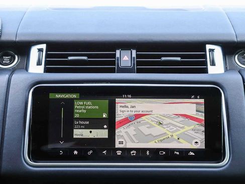 Used 2018 Land Rover Range Rover Sport HSE Dynamic image 15