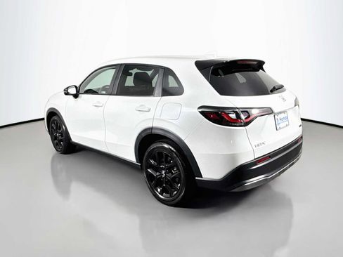 Used 2024 Honda HR-V Sport image 8