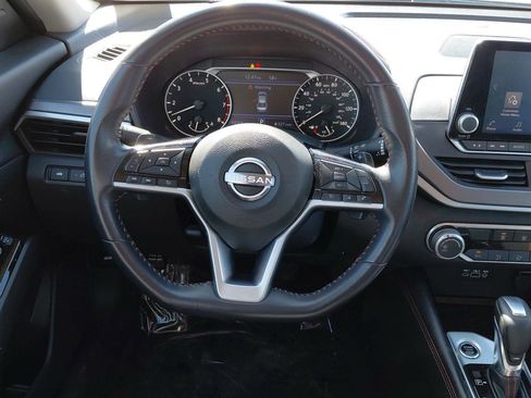 Used 2024 Nissan Altima 2.5 SR image 35