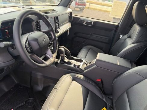 New 2025 Ford Bronco Big Bend w/ Black Diamond Package image 16