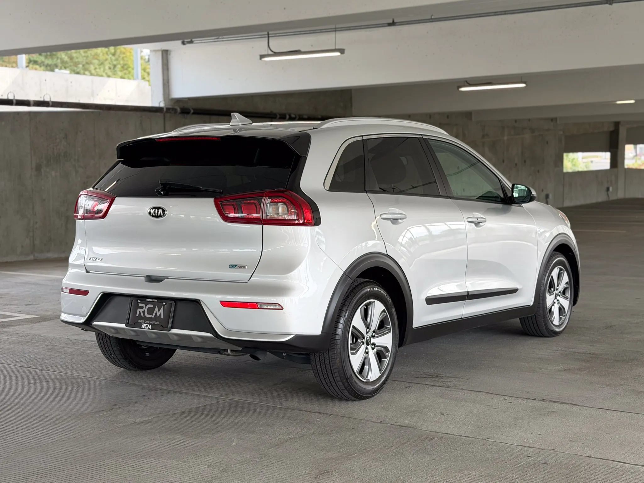 Used 2018 Kia Niro LX FWD image 5