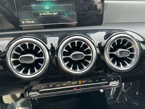 Used 2020 Mercedes-Benz A 220 image 30