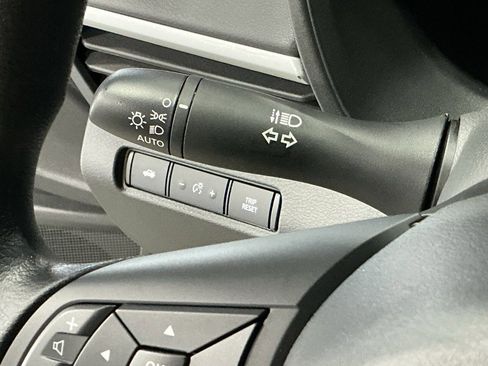 Used 2025 Nissan Altima 2.5 S image 12