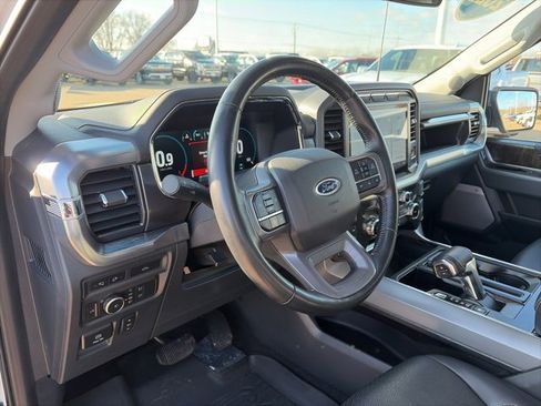 Used 2022 Ford F150 Lariat w/ Max Trailer Tow Package image 15