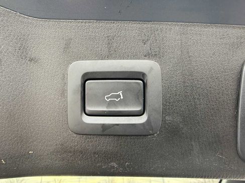 Certified 2023 MAZDA CX-5 Carbon Edition image 31