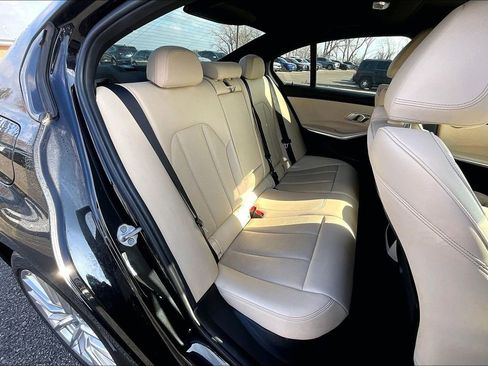 Used 2023 BMW 330e image 38