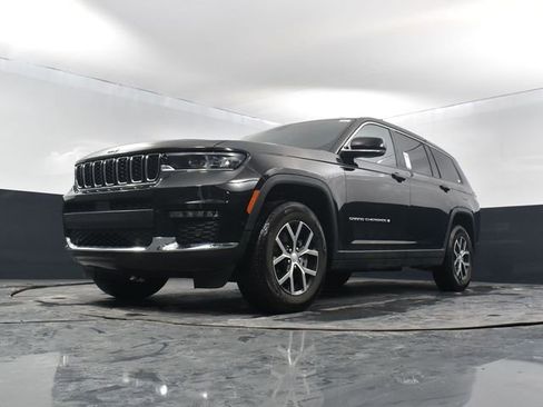Used 2024 Jeep Grand Cherokee L Limited w/ Luxury Tech Group II image 49