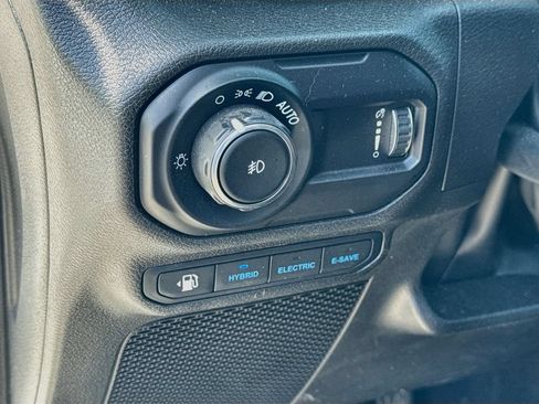 Certified 2023 Jeep Wrangler Unlimited w/ Cold Weather Group AWD/4WD image 11