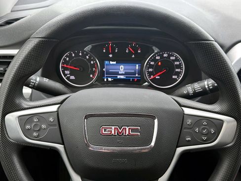 Certified 2023 GMC Acadia SLE image 18