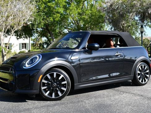 Used 2024 MINI Cooper S w/ Signature Upholstery Package FWD image 26