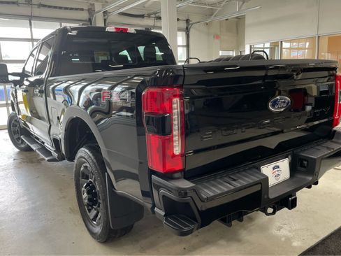 Certified 2023 Ford F250 Lariat w/ Lariat Ultimate Package AWD/4WD image 5
