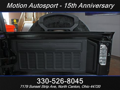 Used 2022 Jeep Wrangler Unlimited Sahara image 12