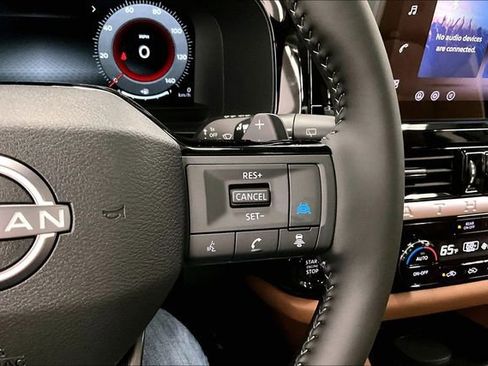 New 2026 Nissan Pathfinder Platinum image 25