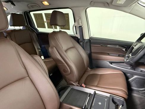 Used 2025 Honda Odyssey Touring image 54