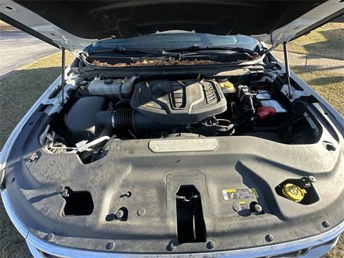 Used 2024 Jeep Wagoneer Series II w/ Flexible Seating Group image 17