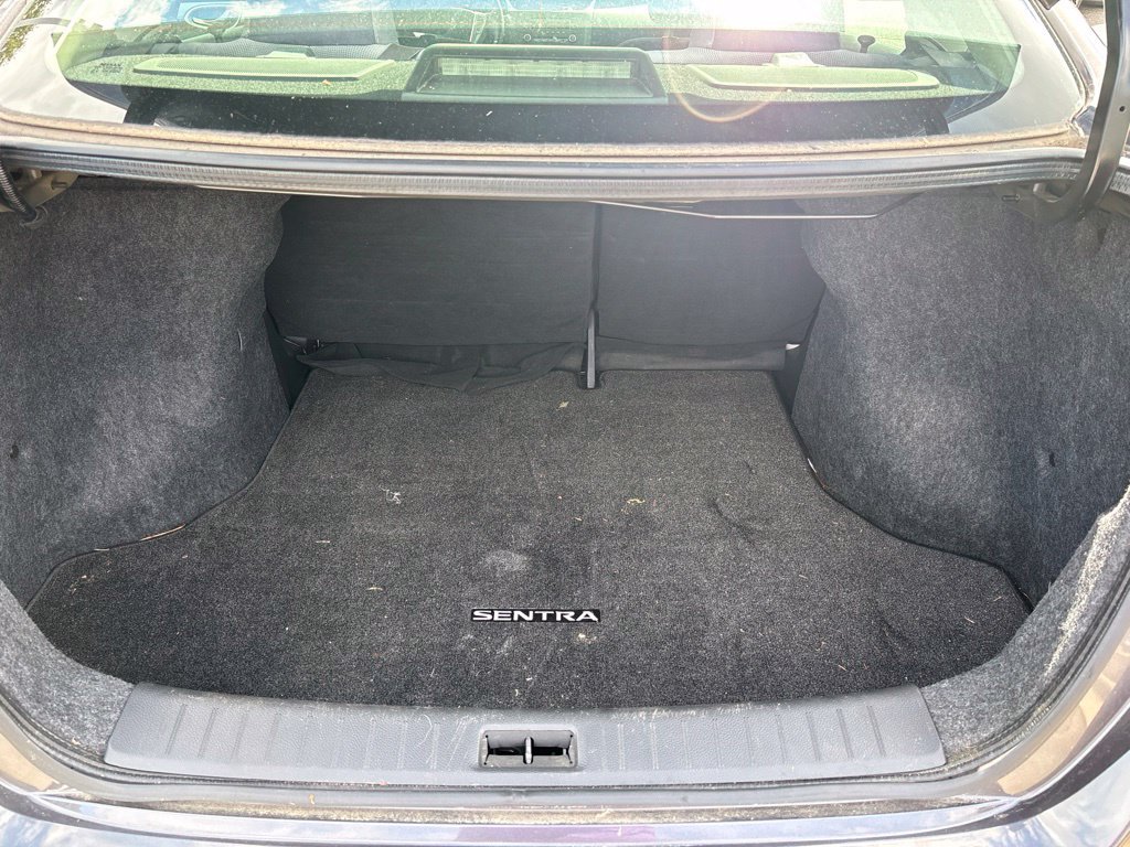 Used 2013 Nissan Sentra SV FWD image 19