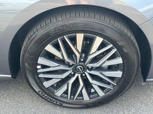 Used 2026 Nissan Altima 2.5 SV AWD/4WD image 14