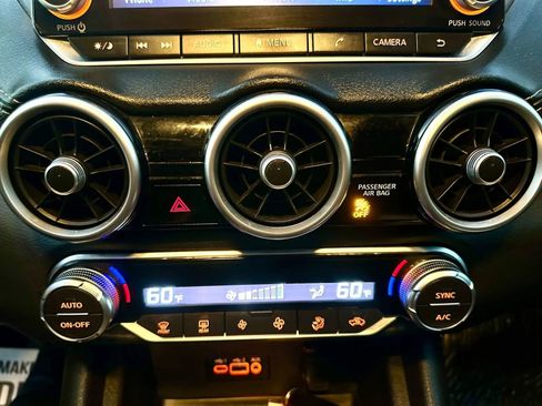 Used 2021 Nissan Sentra SV image 17