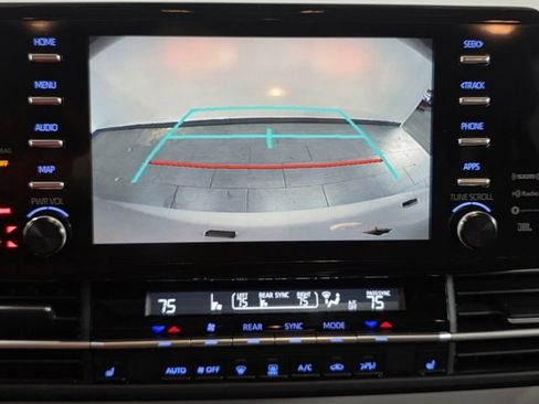 Used 2023 Toyota Sienna XLE w/ XLE Plus Package image 20