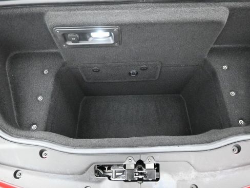 Used 2023 Lamborghini Huracan Tecnica image 36