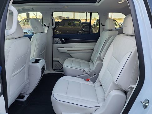 New 2026 Buick Enclave Avenir w/ Super Cruise Package image 45