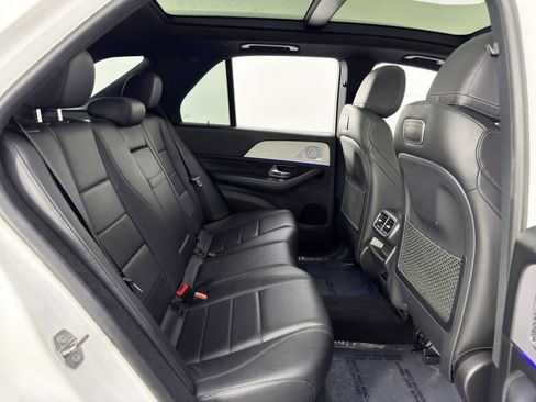 Used 2020 Mercedes-Benz GLE 350 4MATIC w/ Premium Package image 45