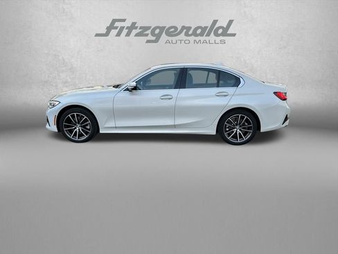 Used 2022 BMW 330i xDrive Sedan w/ Premium Package 2 image 4