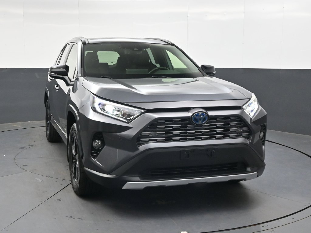 Used 2019 Toyota RAV4 XSE AWD/4WD image 9