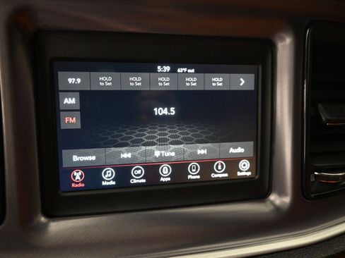 Used 2019 Dodge Challenger R/T image 21