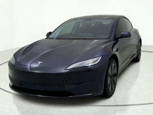 Used 2025 Tesla Model 3 Long Range RWD image 3