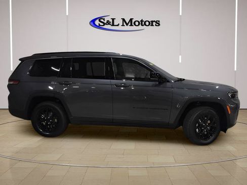 New 2026 Jeep Grand Cherokee L 4WD image 7