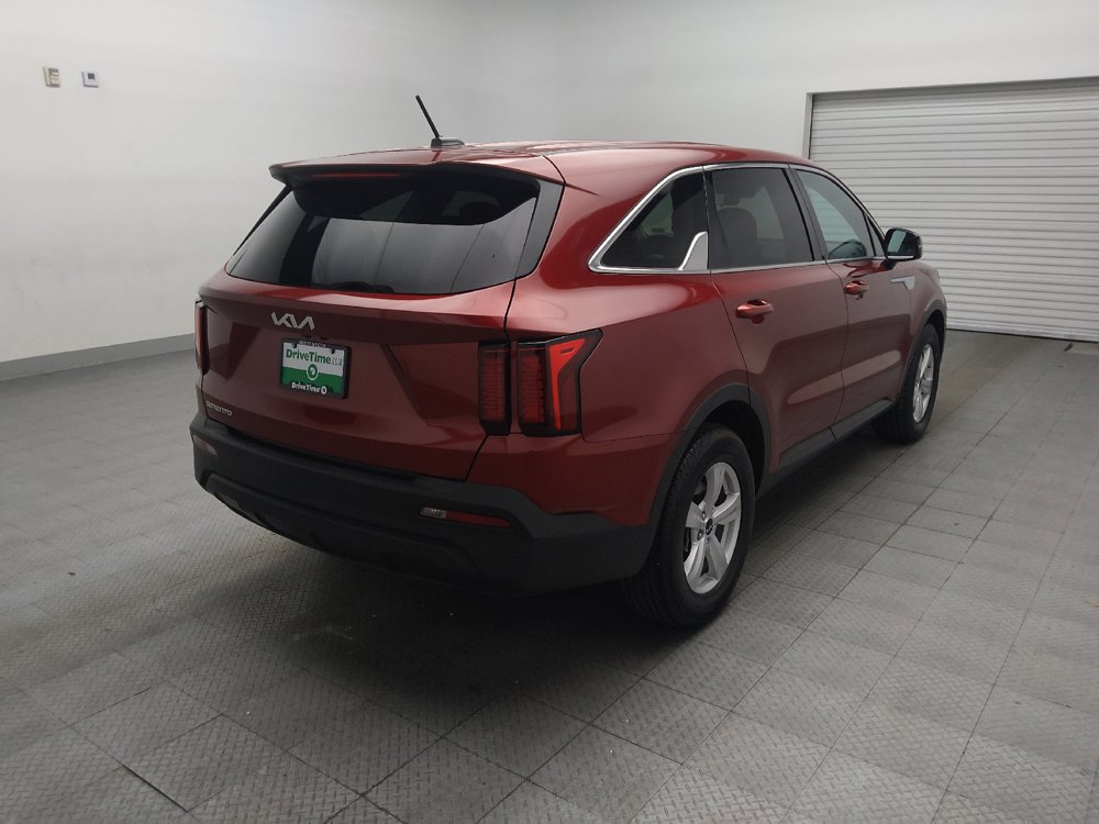 Used 2023 Kia Sorento LX FWD image 9