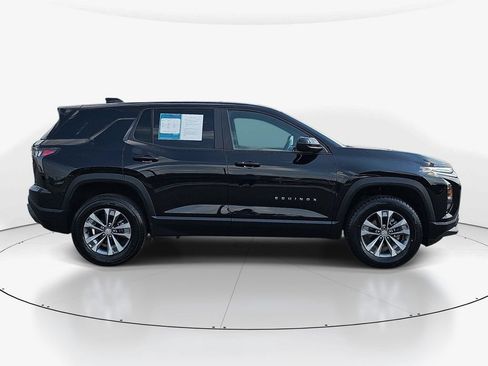 Used 2025 Chevrolet Equinox LT FWD image 5