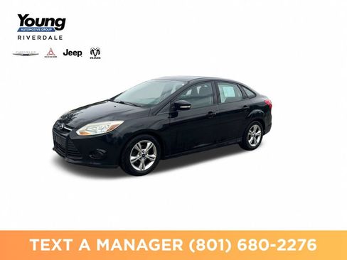 Used 2014 Ford Focus SE FWD image 1