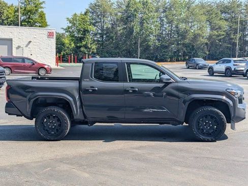 Used 2024 Toyota Tacoma SR5 RWD image 8
