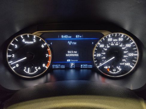 Used 2024 Nissan Altima 2.5 SV image 23