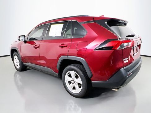 Used 2021 Toyota RAV4 XLE w/ Convenience Package AWD/4WD image 8