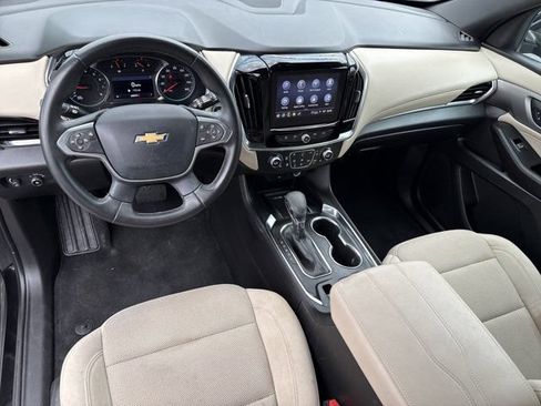 Used 2023 Chevrolet Traverse LT w/ LPO, Cargo Package AWD/4WD image 21