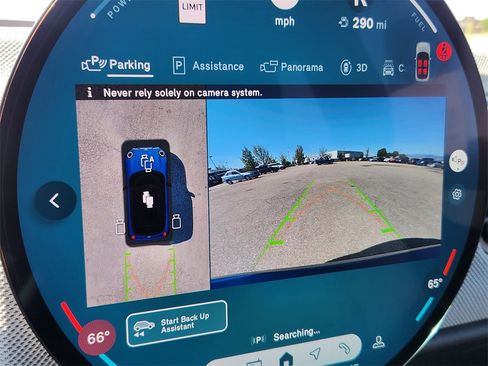 Used 2025 MINI Cooper 2-Door Hardtop image 24