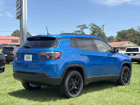 New 2026 Jeep Compass Latitude AWD/4WD image 6