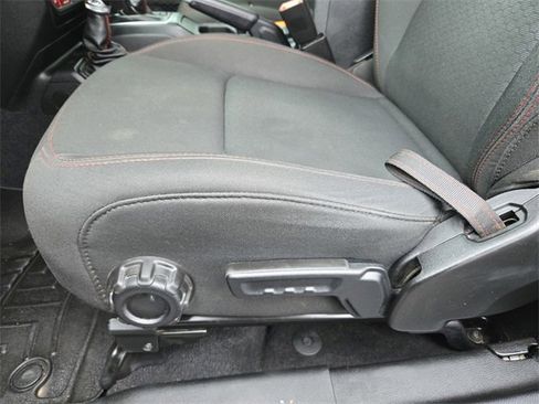 Used 2020 Jeep Wrangler Rubicon image 11