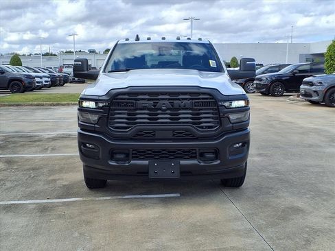 New 2026 RAM 2500 Tradesman AWD/4WD image 5
