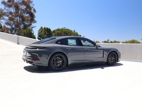 New 2026 Porsche Panamera GTS AWD/4WD image 8